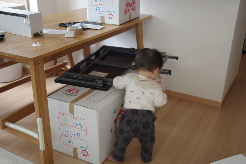 つかまり立ちを覚えて悩まされることが増えたという例