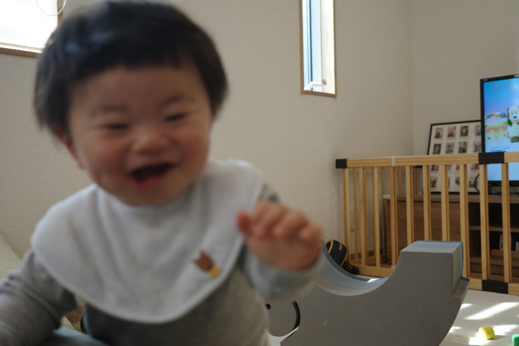 ピントがあっていない子供の写真 Nikon Z6IIIで撮影